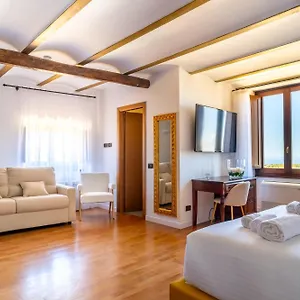 Vittoria Hotel